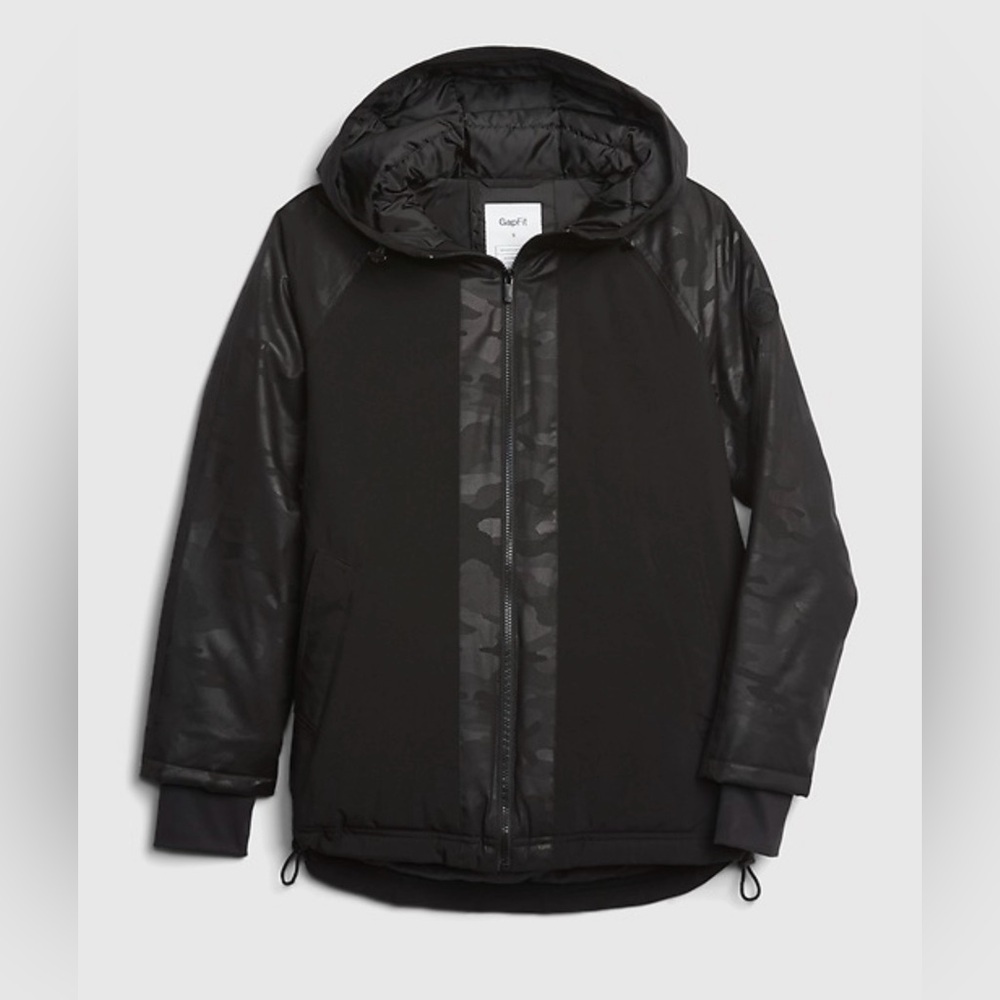 GapFit Upcycled Puffer Jacket